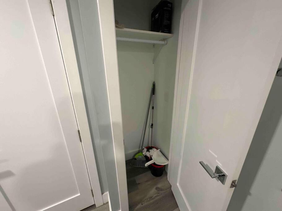 The Comfy Suite - 1Br With Free Parking Paterson Eksteriør billede
